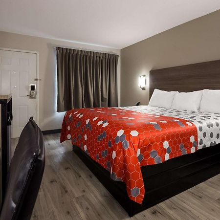 מובייל Econo Lodge מראה חיצוני תמונה