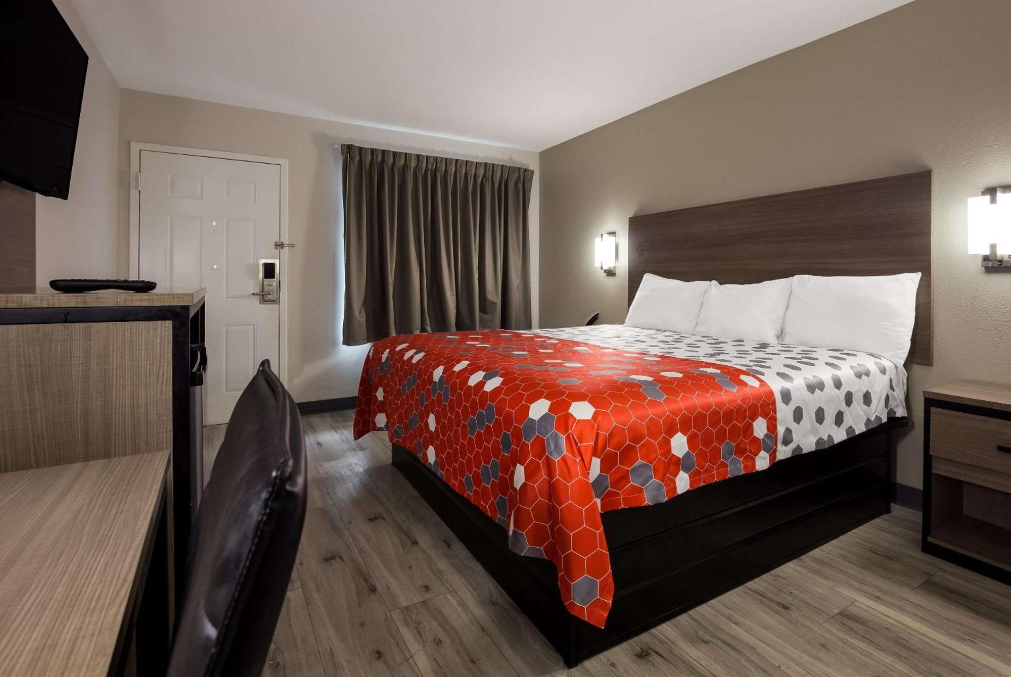 מובייל Econo Lodge מראה חיצוני תמונה