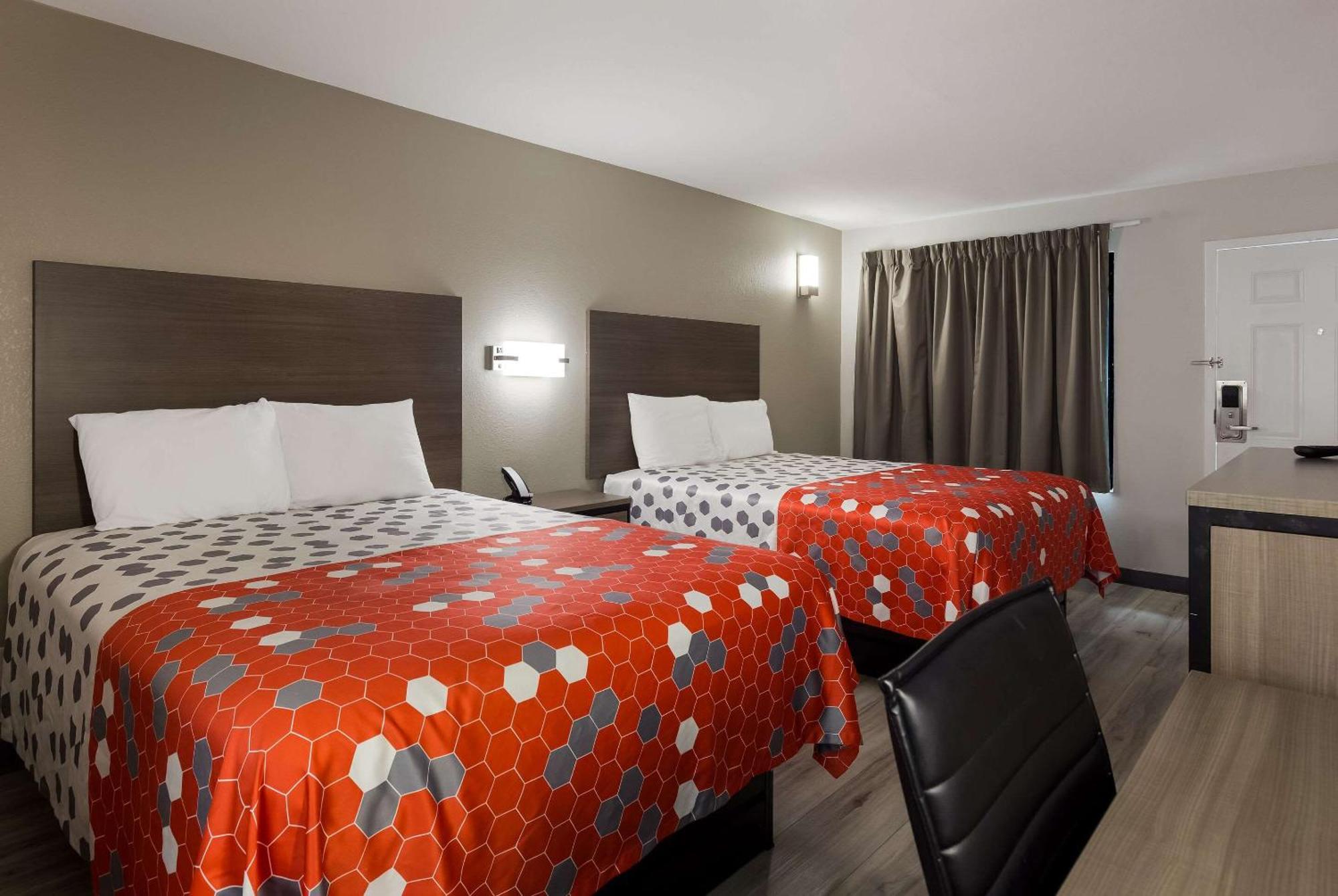 מובייל Econo Lodge מראה חיצוני תמונה